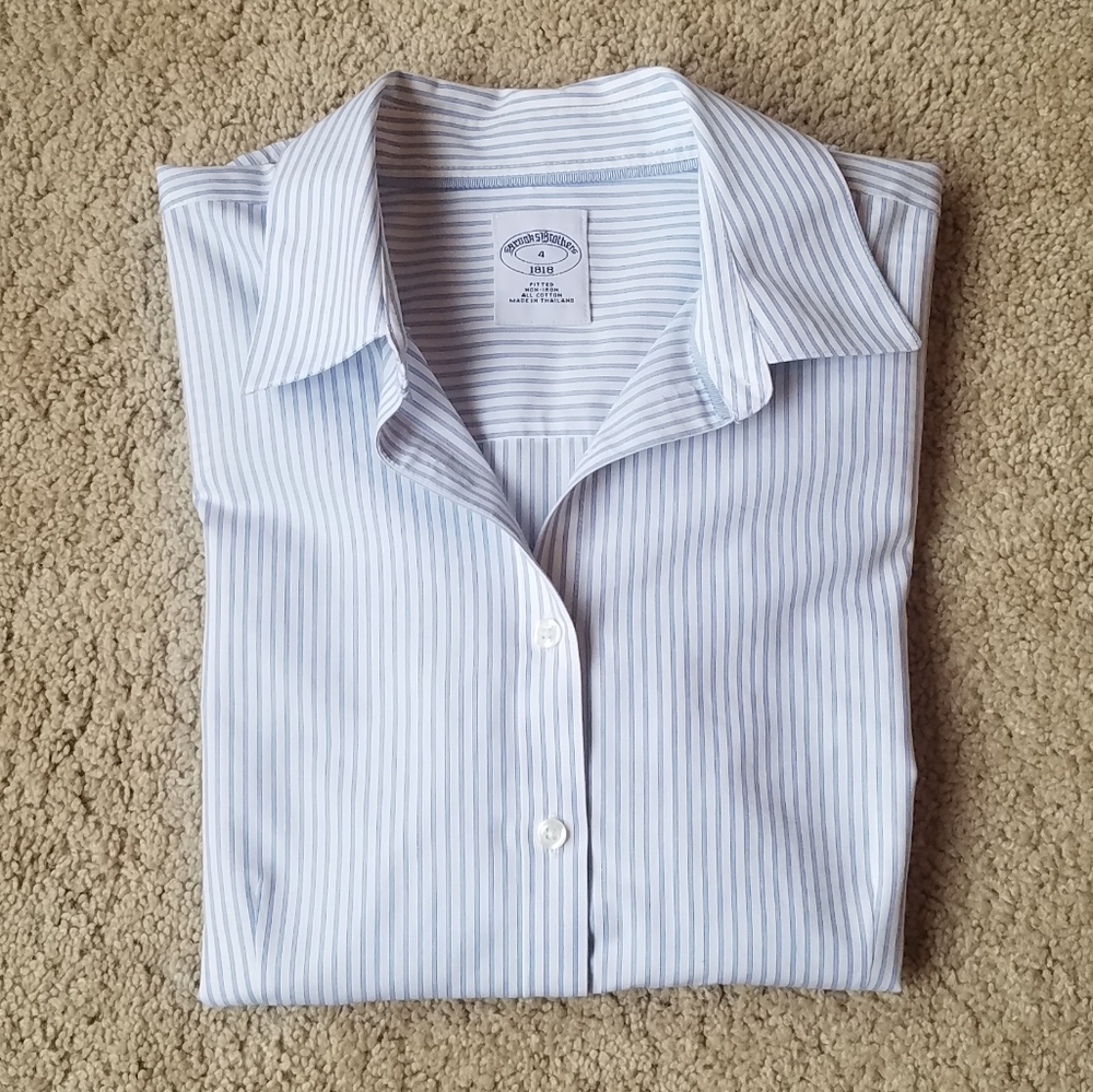 Brooks Brothers Fitted Top